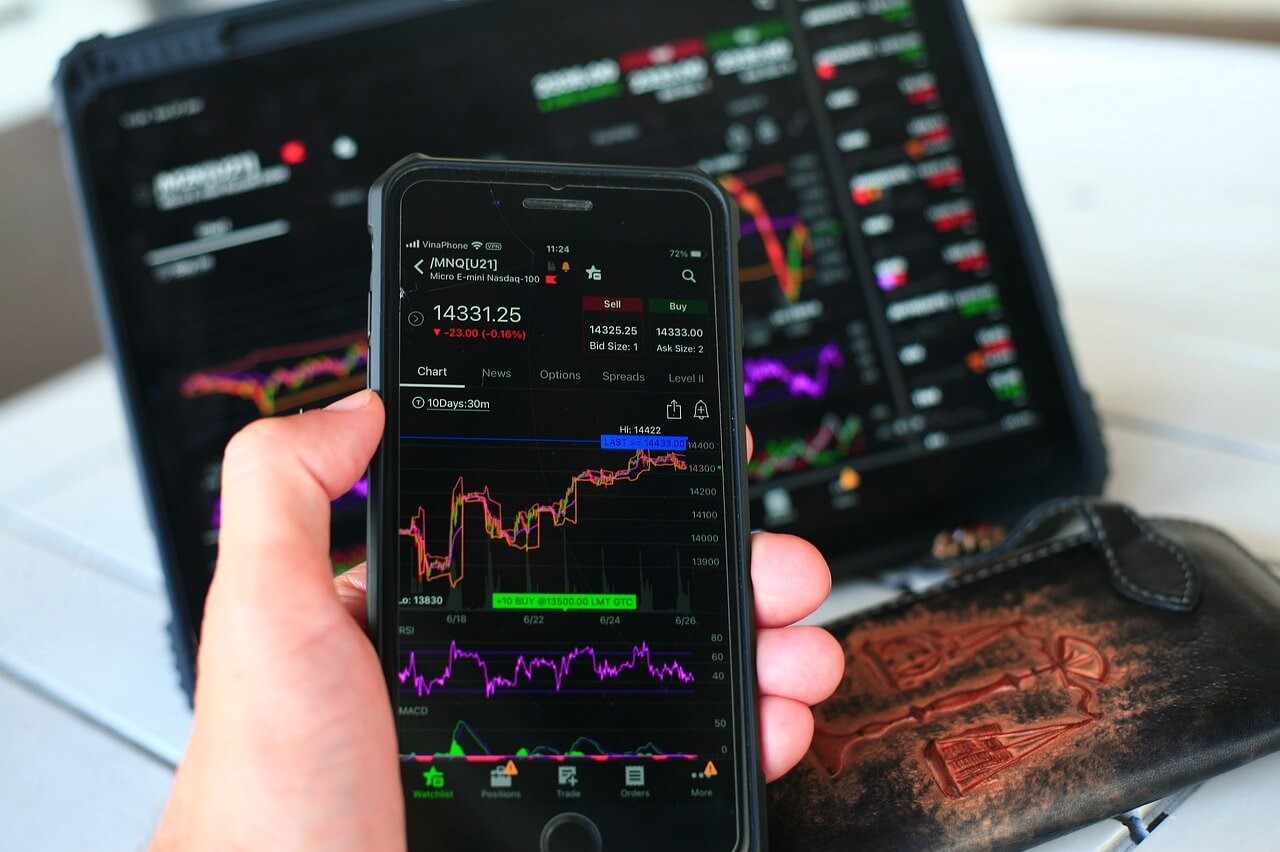 The Future of Stock Trading: Trends to Watch in 2024